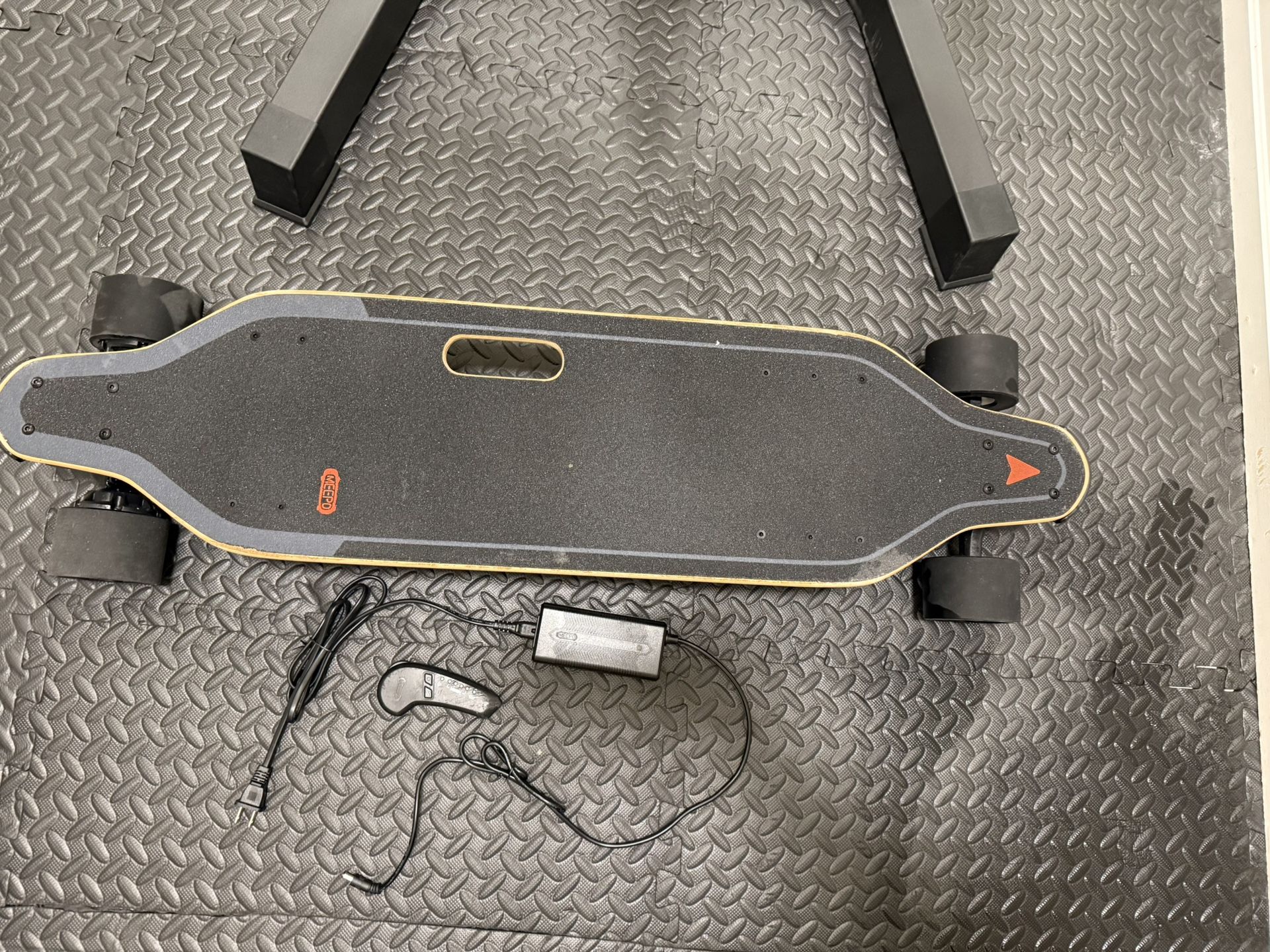 ⚡ Meepo V5 Electric Skateboard – Fast Fun Ready to Ride ⚡