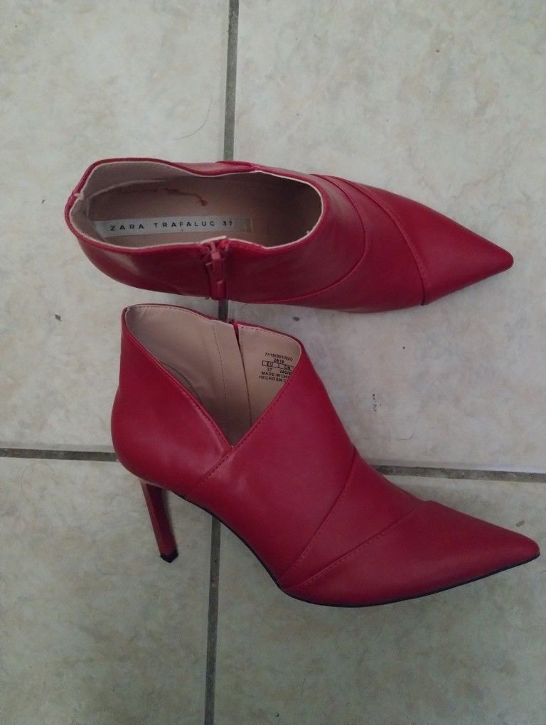 High Heels Red