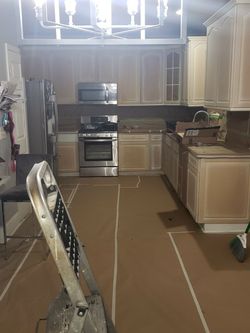 Kitchen Cabinets Refinishing