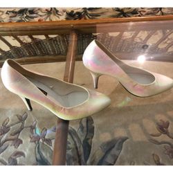 Cara Mia Vintage  Heels ( Iridescent)