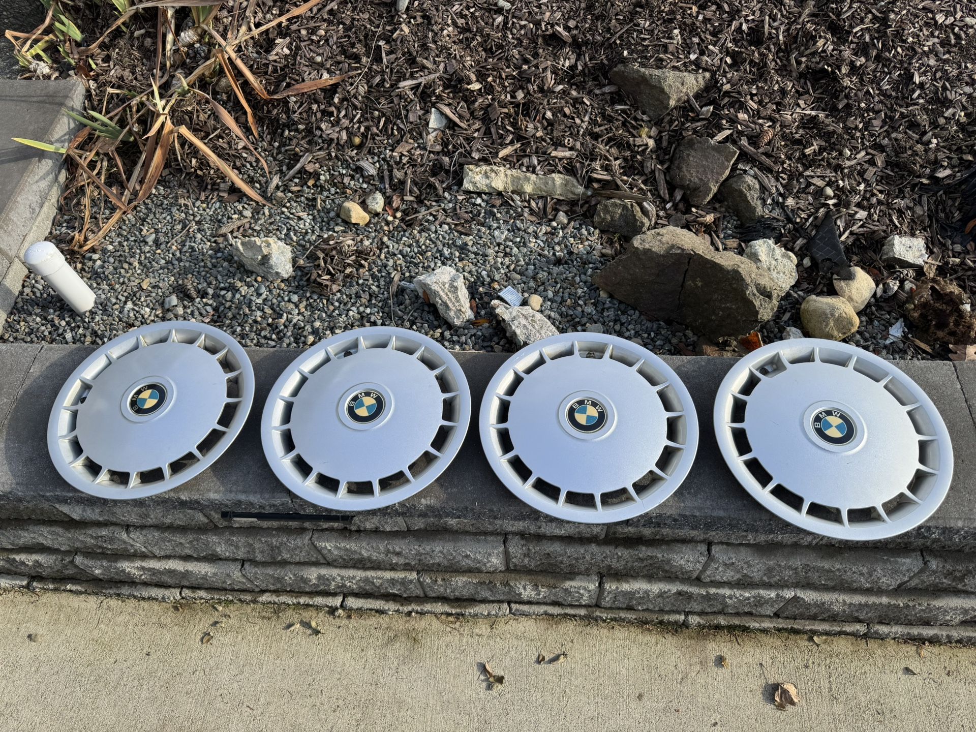 OEM Euro BMW E30 Hubcaps 14inch