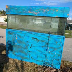 Free Fish Tank 125 Gallon (Old Old Silicone But No Leaks)