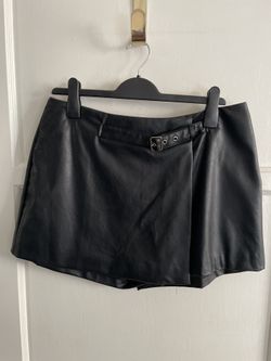 Fashion Nova Faux Leather Skort 