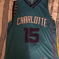 Kemba Walker Charlotte Jersey (Large)
