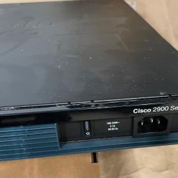 Cisco 2901 + Cisco 4G-LTE-ANTM-D (set of two) 