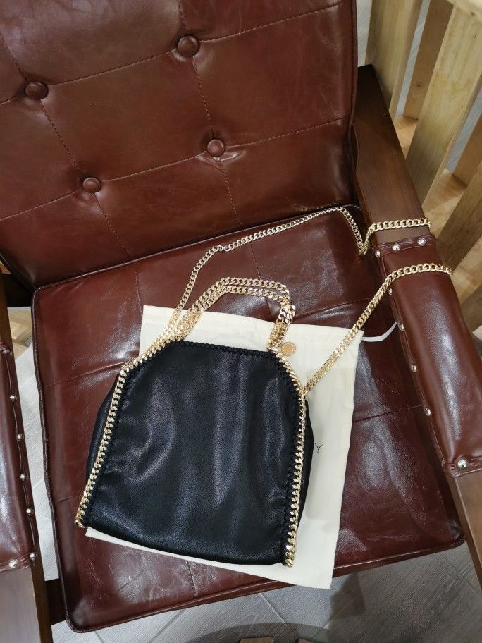 Stella McCartney Falabella Medium Tote Bag(Black)