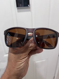 Oakley Holbrook XL sunglasses new in box
