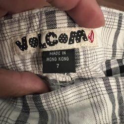 Volcom Shorts  Black &White 