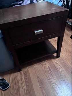 Night stand