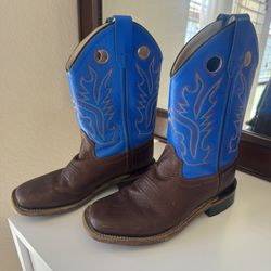 Rodeo Cowboy Boots a Size 2 