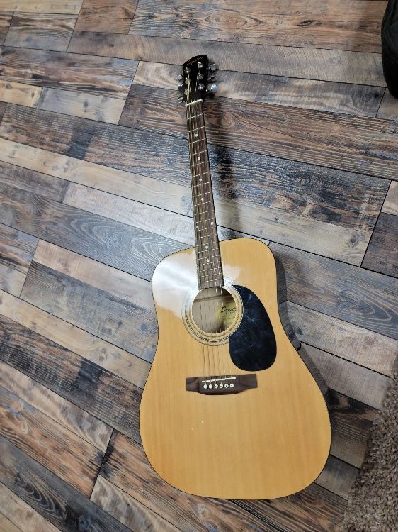 Squire By Fender Acouatic Guitar And Gig Bag