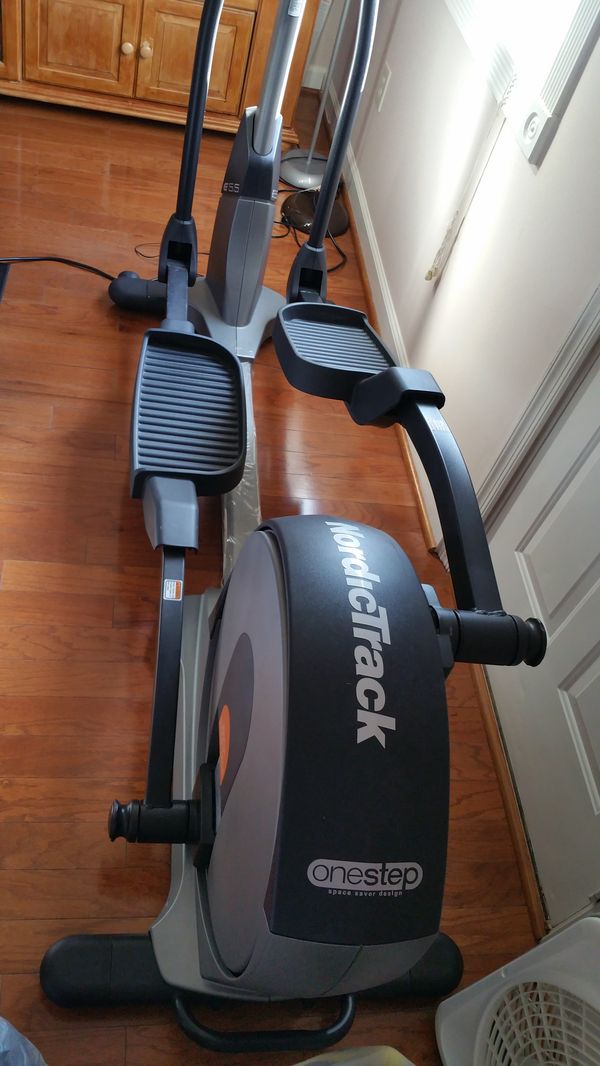 NordicTrack Elliptical E5.5 (Model NTEL06011) Like New Rarely Used