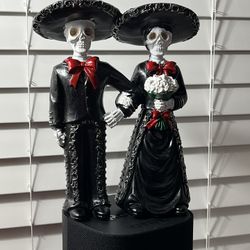Halloween bride and groom 