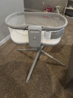 HALO Bassinet Swivel Sleeper