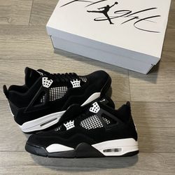 Jordan 4 Retro “White Thunder” (M) ❗️PRICES VARY BY SIZE❗️