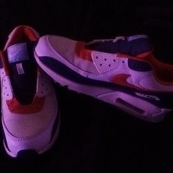 Nikes Air Max (Used) Size 10 Mens