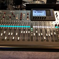 X32 Console And Case