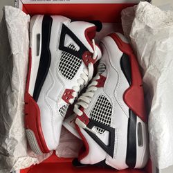 Jordan 4 Fire Reds 