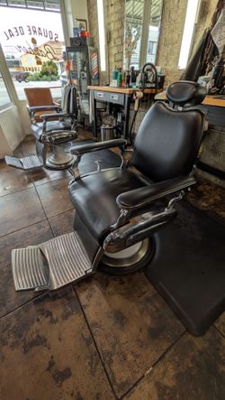 Vintage Black Leather Barber Chair