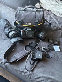 Nikon D40 DSLR Camera Bundle – 2 Lenses