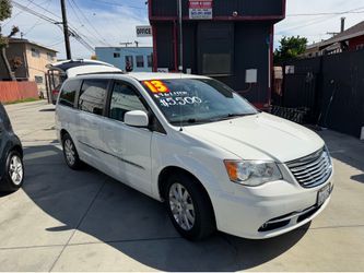 2013 CHRYSLER TOWN AND COUNTRY TOURING MINI VAN