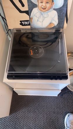 Audio-Technica: Turntable