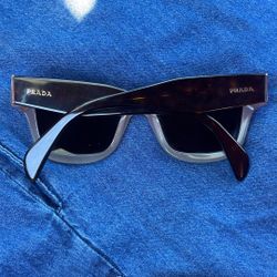 Prada Sunglasses Preowned No Storage Case