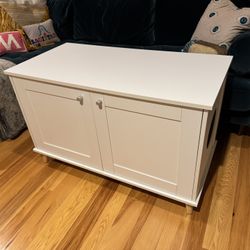 Hidden Litter box Cabinet (brand new)