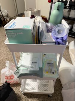 Breastfeeding cart