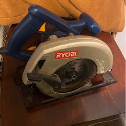 RYOBi Saw