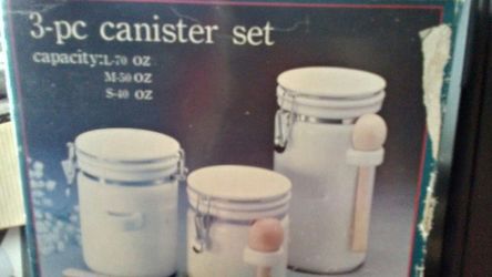 Three Piece Cannister Set.