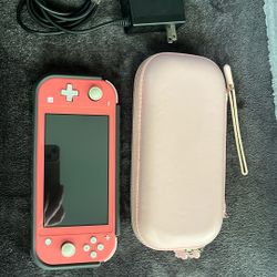 Nintendo Switch Lite Coral