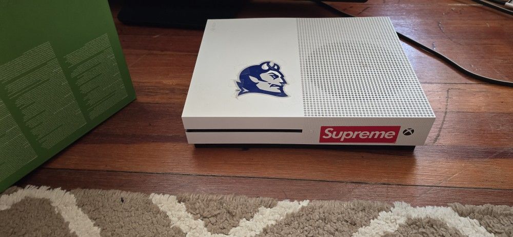 XBOX Y PLAYSTATION 4