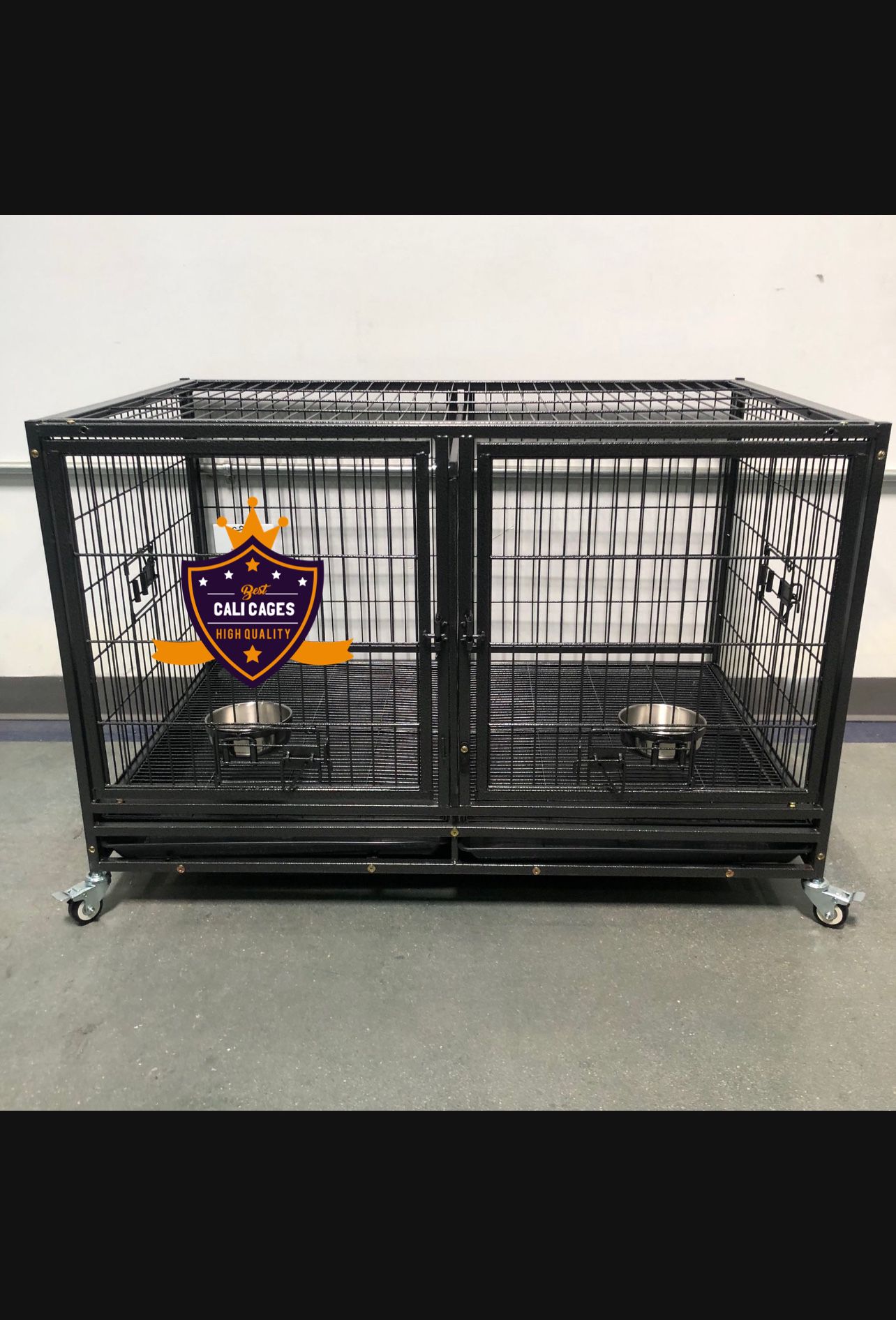 Dog Pet Cage Kennel Size 43” With Divdier And Feeding Bowls New In Box 📦 