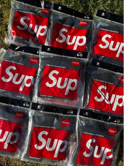 Supreme socks