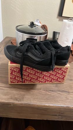 Knu school black vans