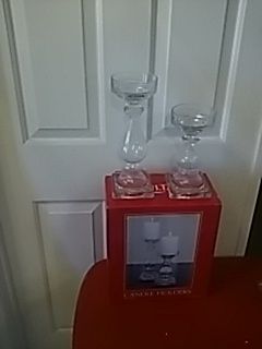 2 PIECE CANDLE HOLDER SET