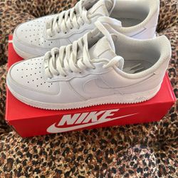 Practically Brand New Nike Air Force 1's