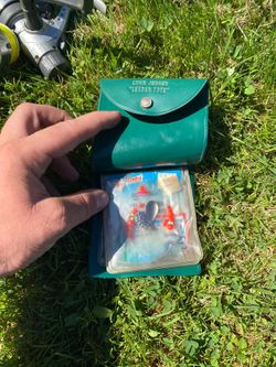 Leader tote and leaders