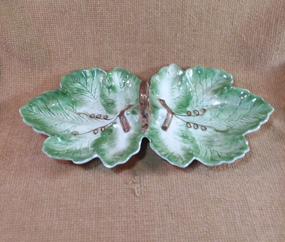 Vintage Andrea By Sadek Double Leaf Candy/Nut Tray