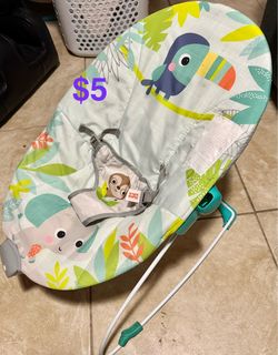 Vibrating bouncer $5 in Weslaco