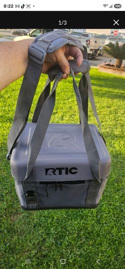 RTIC Soft Pack Cooler Bag Gray