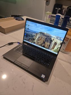 Dell Latitude i7 Laptop (Remote Work Ready)