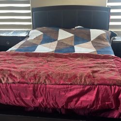 Queen size bedroom set