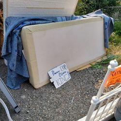 Sealy Brand Adjustable Frame King/Twin-X2