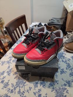 En venta, Air Jordan 3 Retro SE (usadas)