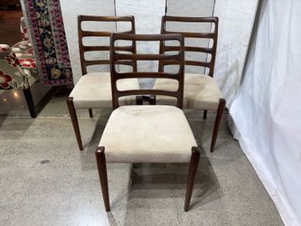 D-SCAN Vintage Mid-Century Modern Rosewood Side Chairs (Set of 3)