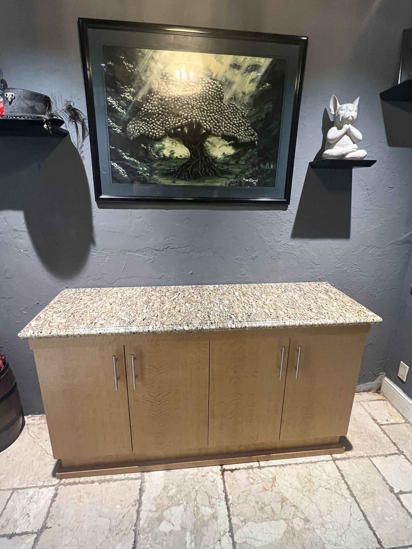 WOOD BUFFET ENTERTAINMENT CENTER DRESSER CREDENZA