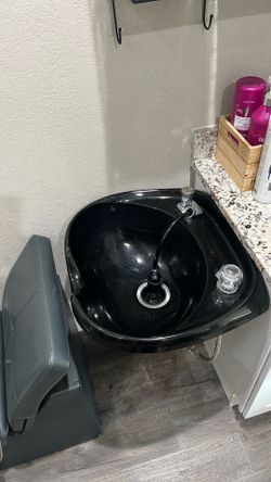 Salon Equipment