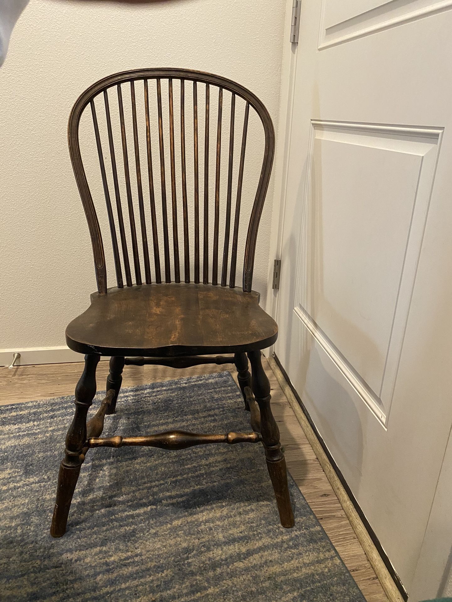 Antique Wood Windsor Chair